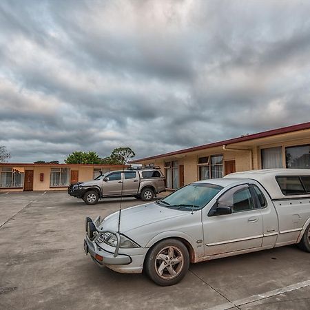 Heywood Motor Inn Екстер'єр фото
