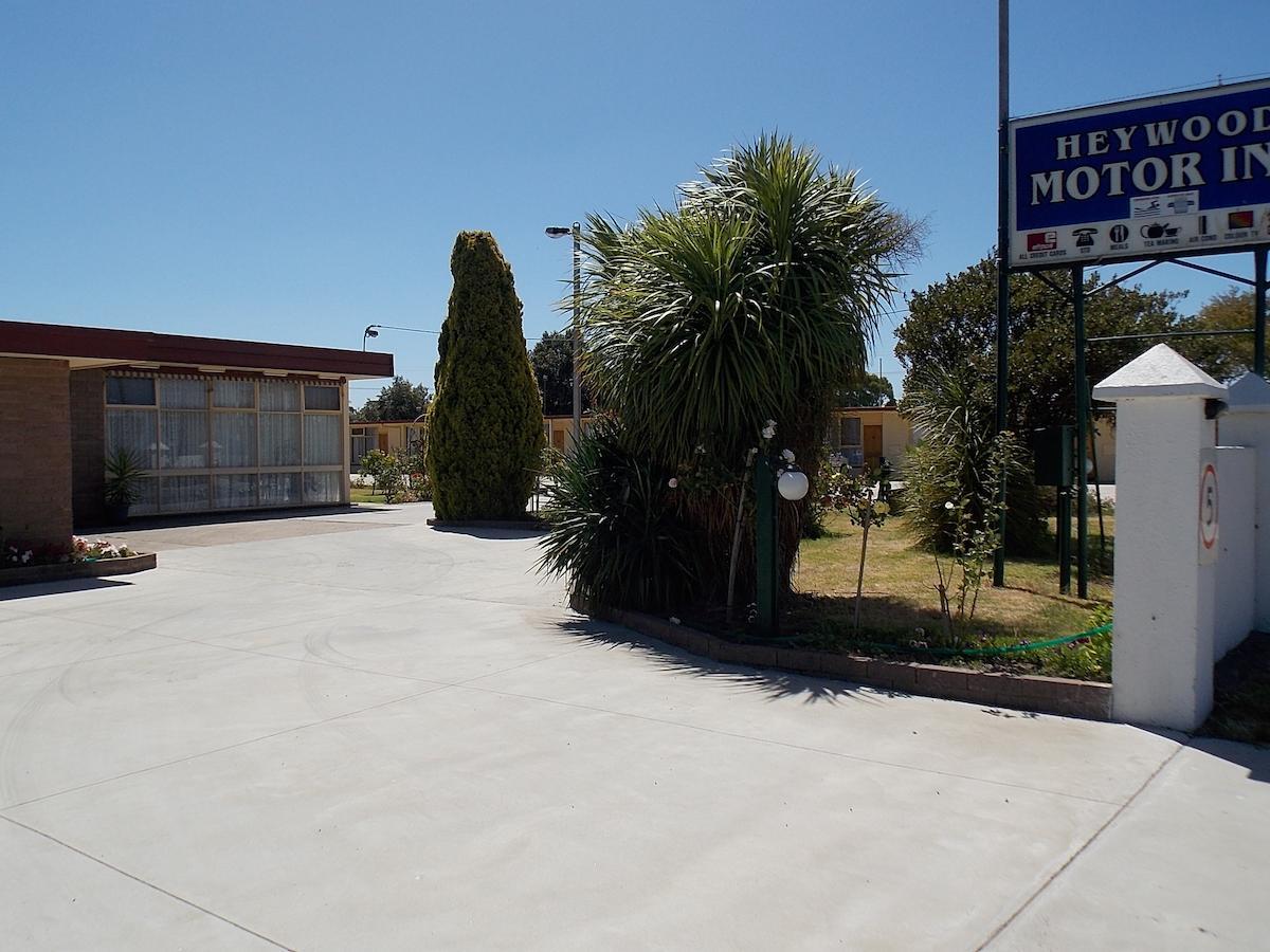 Heywood Motor Inn Екстер'єр фото